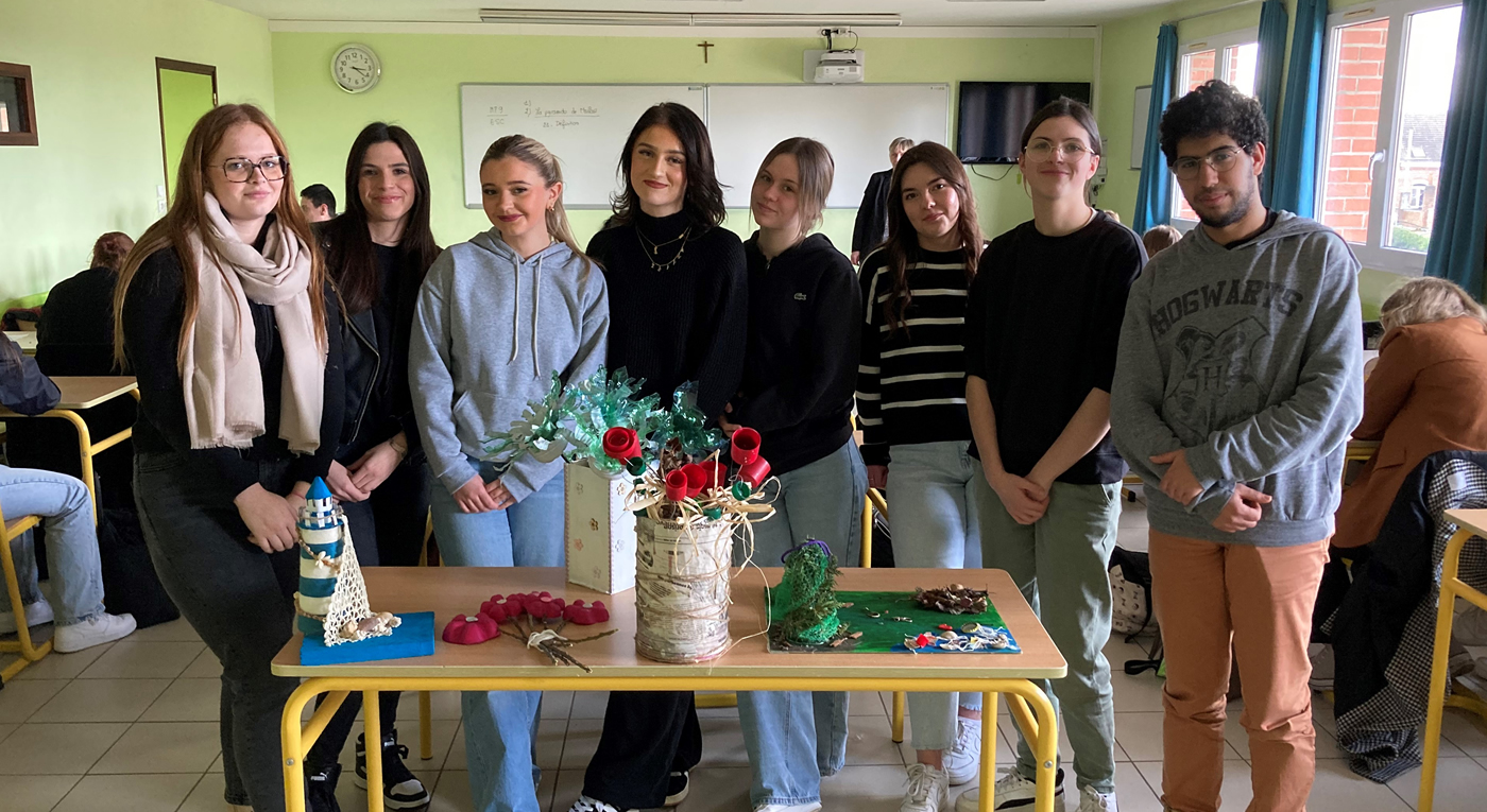 Exposition recyclart au lycée St Roch