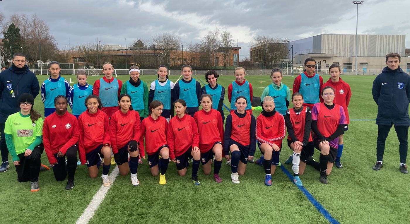 Détection féminine au club de foot